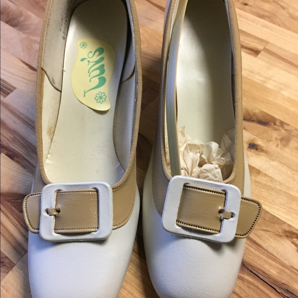 Vintage in box Luvs shoes. White and tan. Size 6