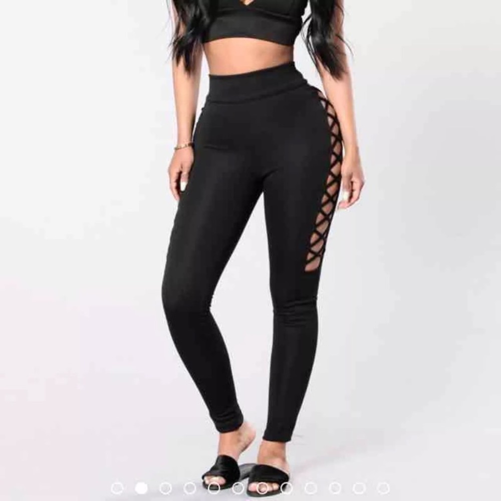 Black cutout leggings
