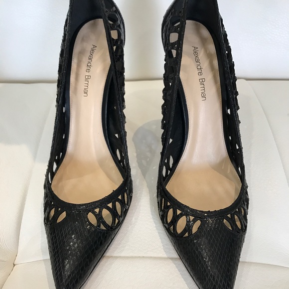 Brand new Alexandre Birman Laser-cut Python Pumps - Picture 2 of 8
