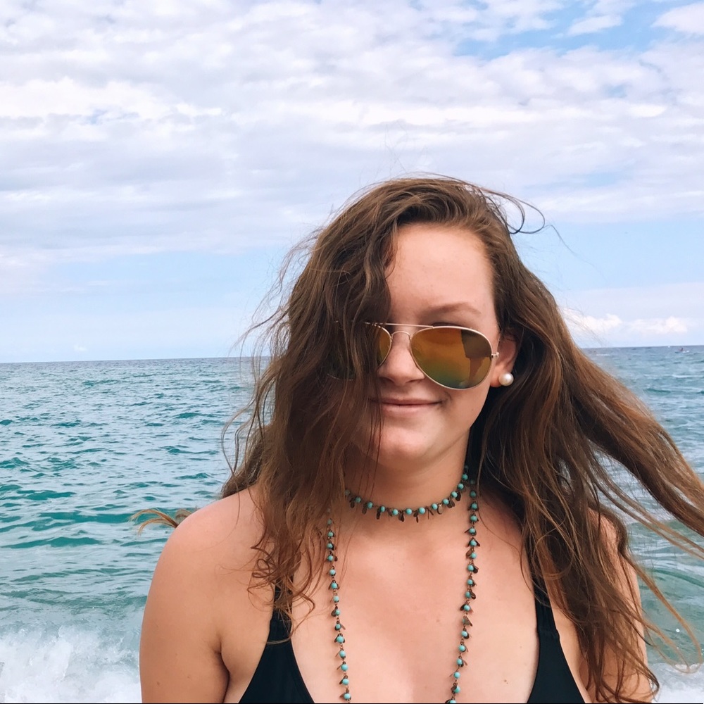 Meet your Posher, Emilyann