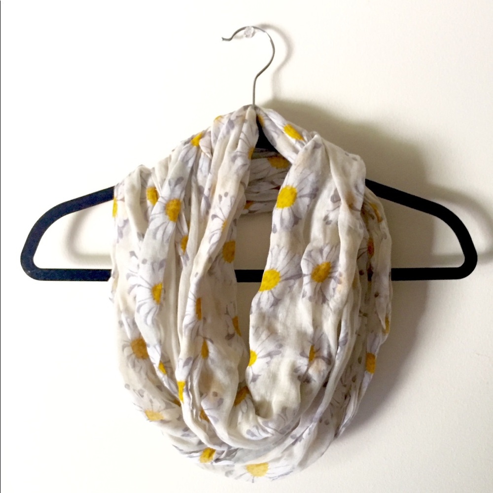 Daisy Print Infinity Scarf