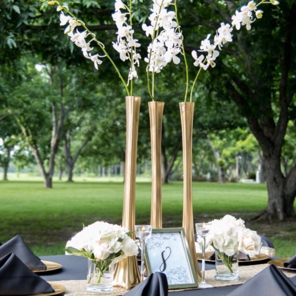Custom gold Eiffel Vase!