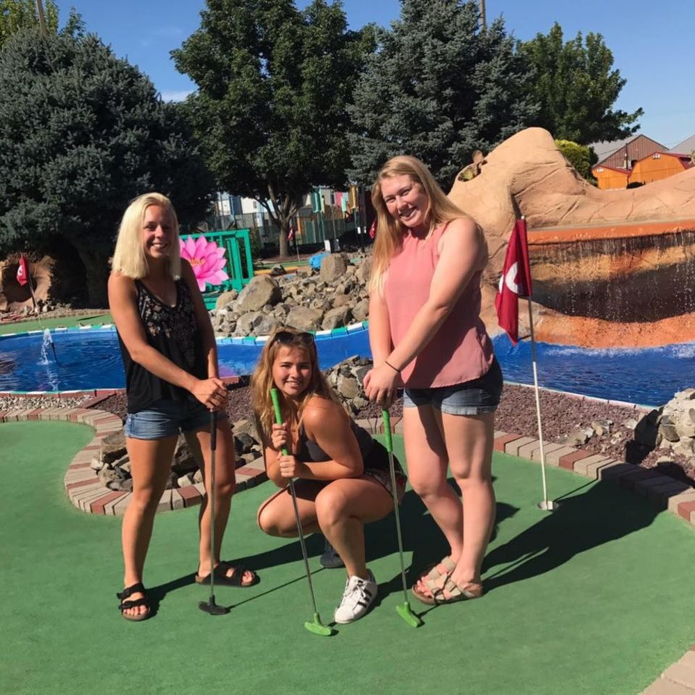 Meet your Posher, Sydnee