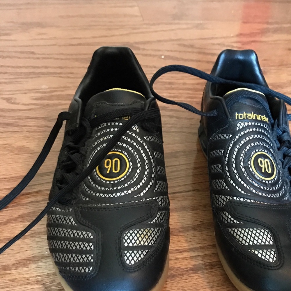 Nike women indoor soccer shoes