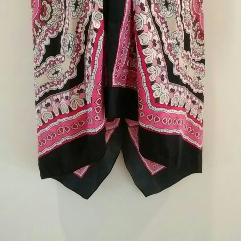 NWOT bebe Dress - Picture 4 of 7