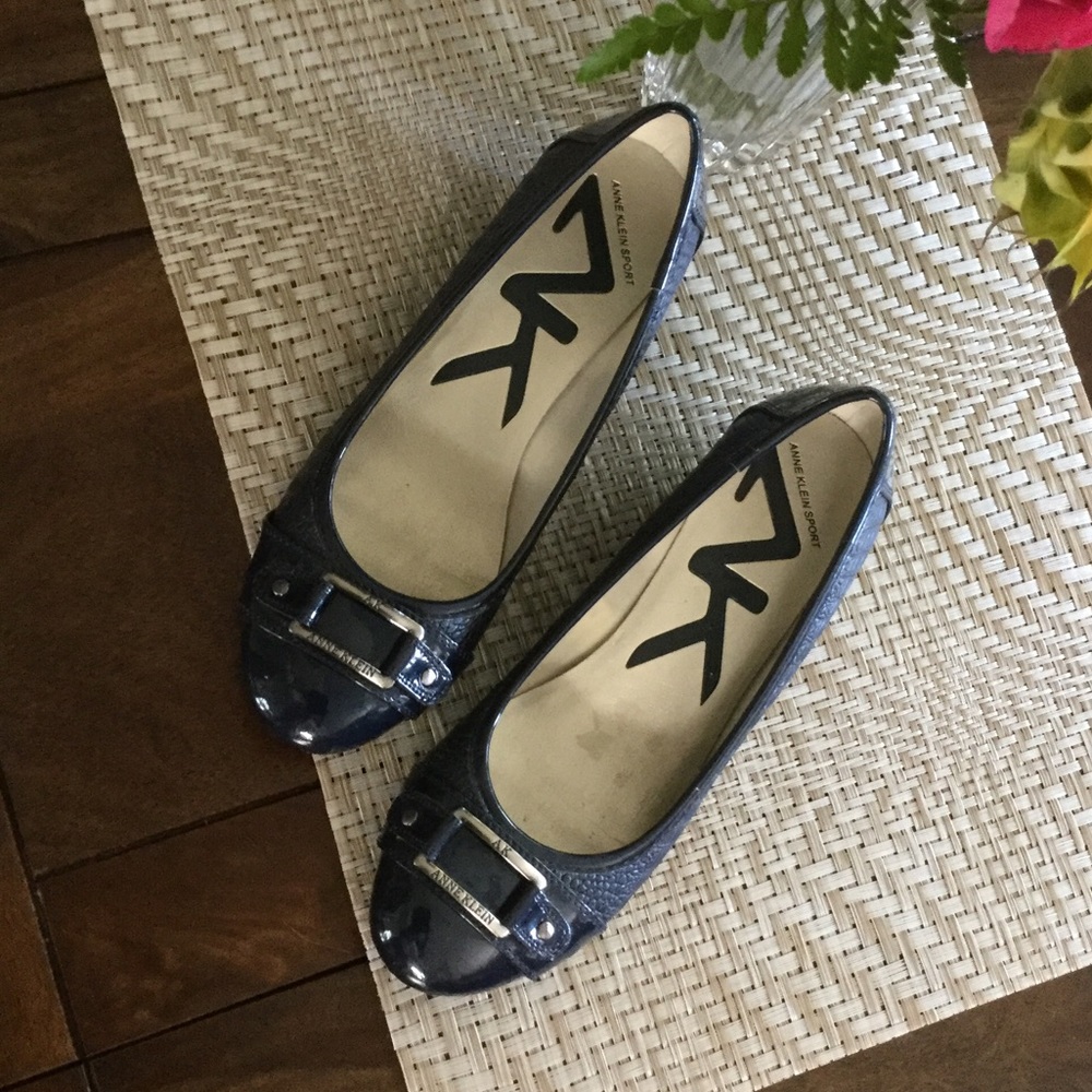 Navy Anne Klein wedge heels