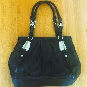 B. Makowsky Purse