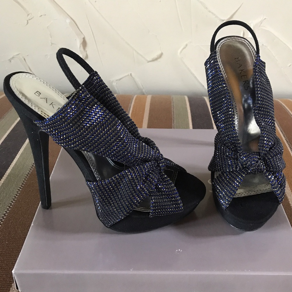 New Size 7.5 Bakers Stilettos!