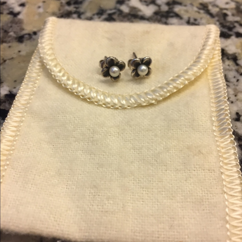 James Avery tiny blossom posts with cultured pearl