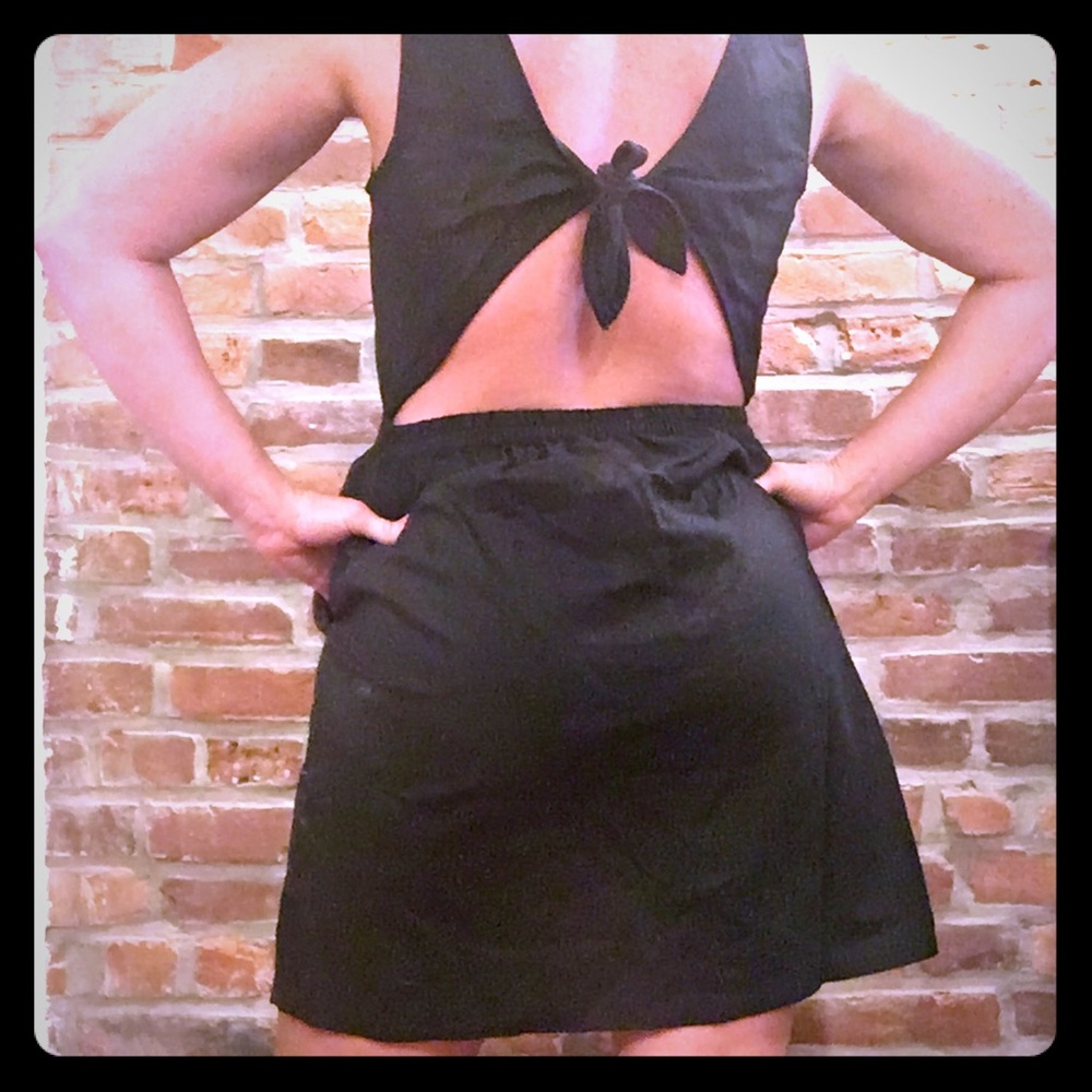 Gap LBD - Black Open Tie Back Linen Dress -Pockets