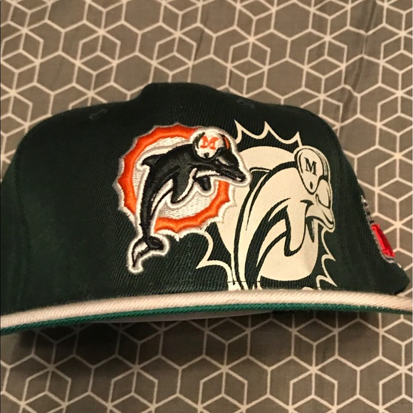 Miami Dolphins SnapBack - Picture 2 of 2