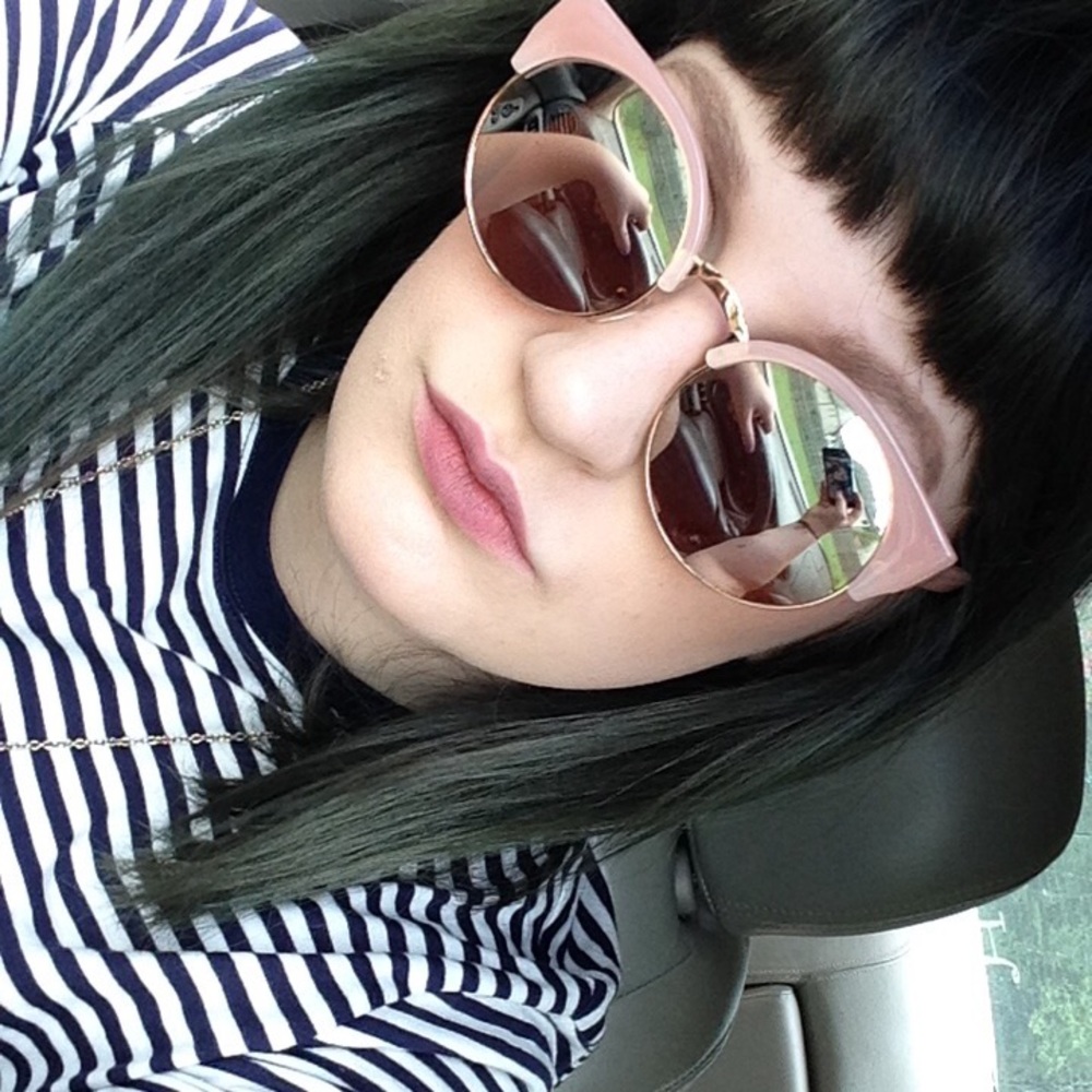 Meet your Posher, Meg