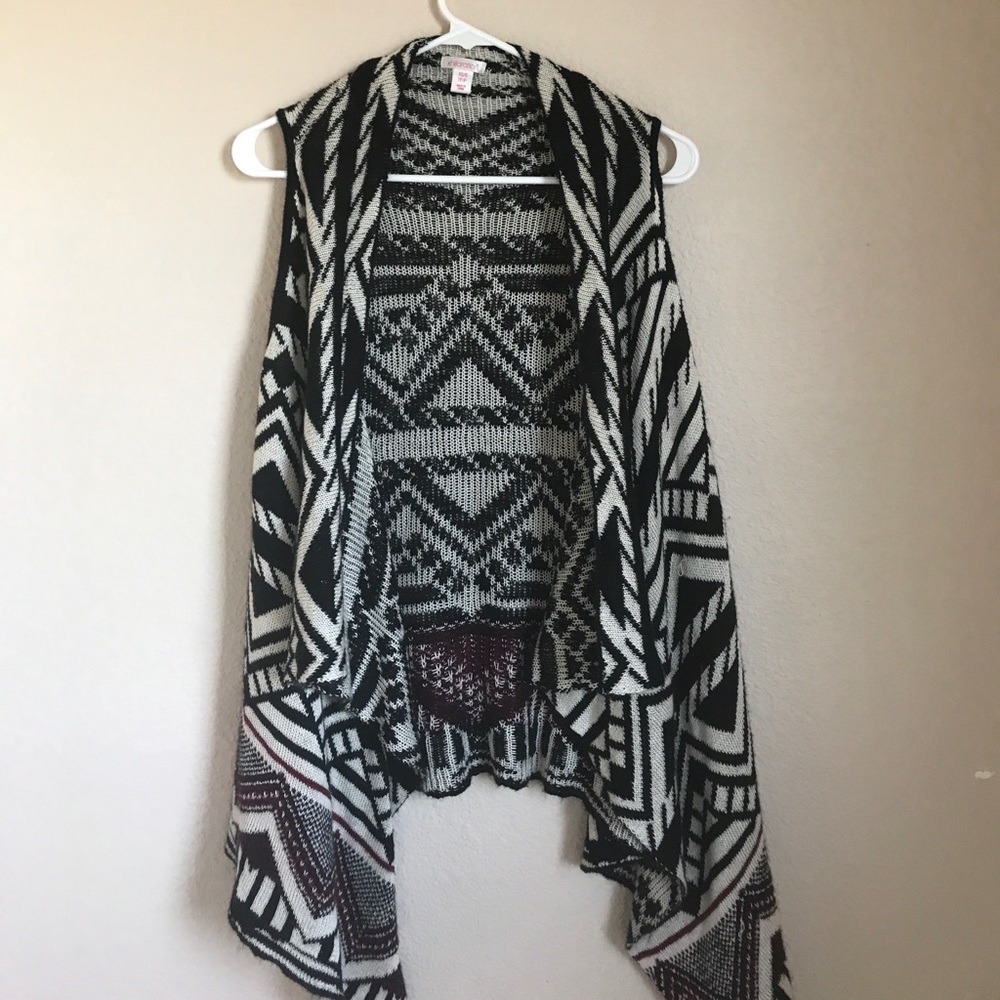 Hi-low open sweater
