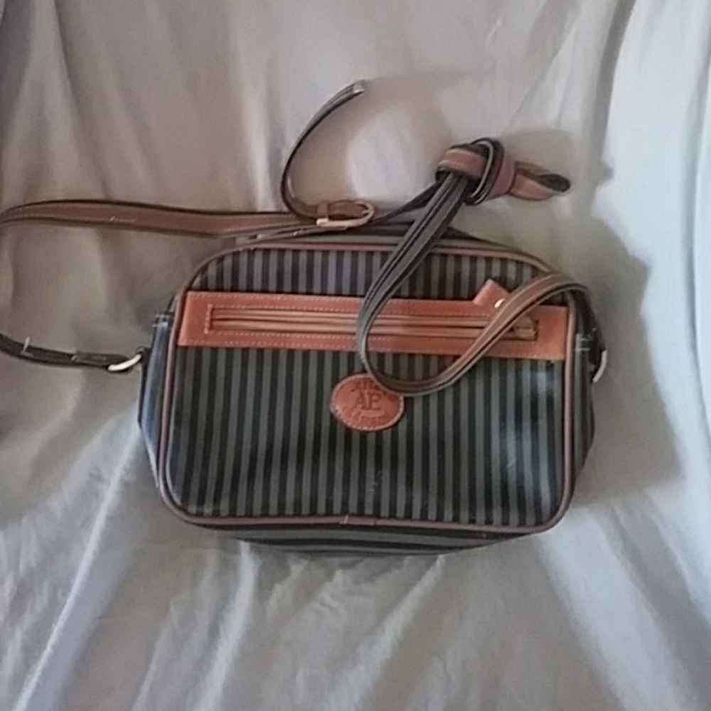 Allen edward purse