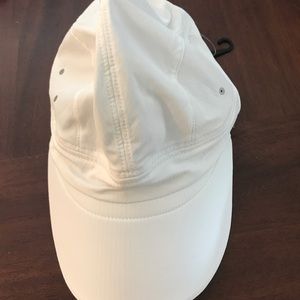 Lululemon hat brand new