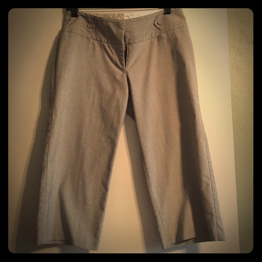 Charlotte Russe Capri dress pants