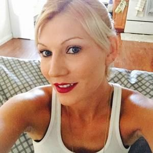 Meet your Posher, Annie