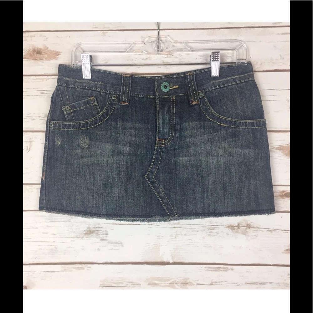 NEW Roxy Women's Distressed Denim Mini Skirt Sz 5