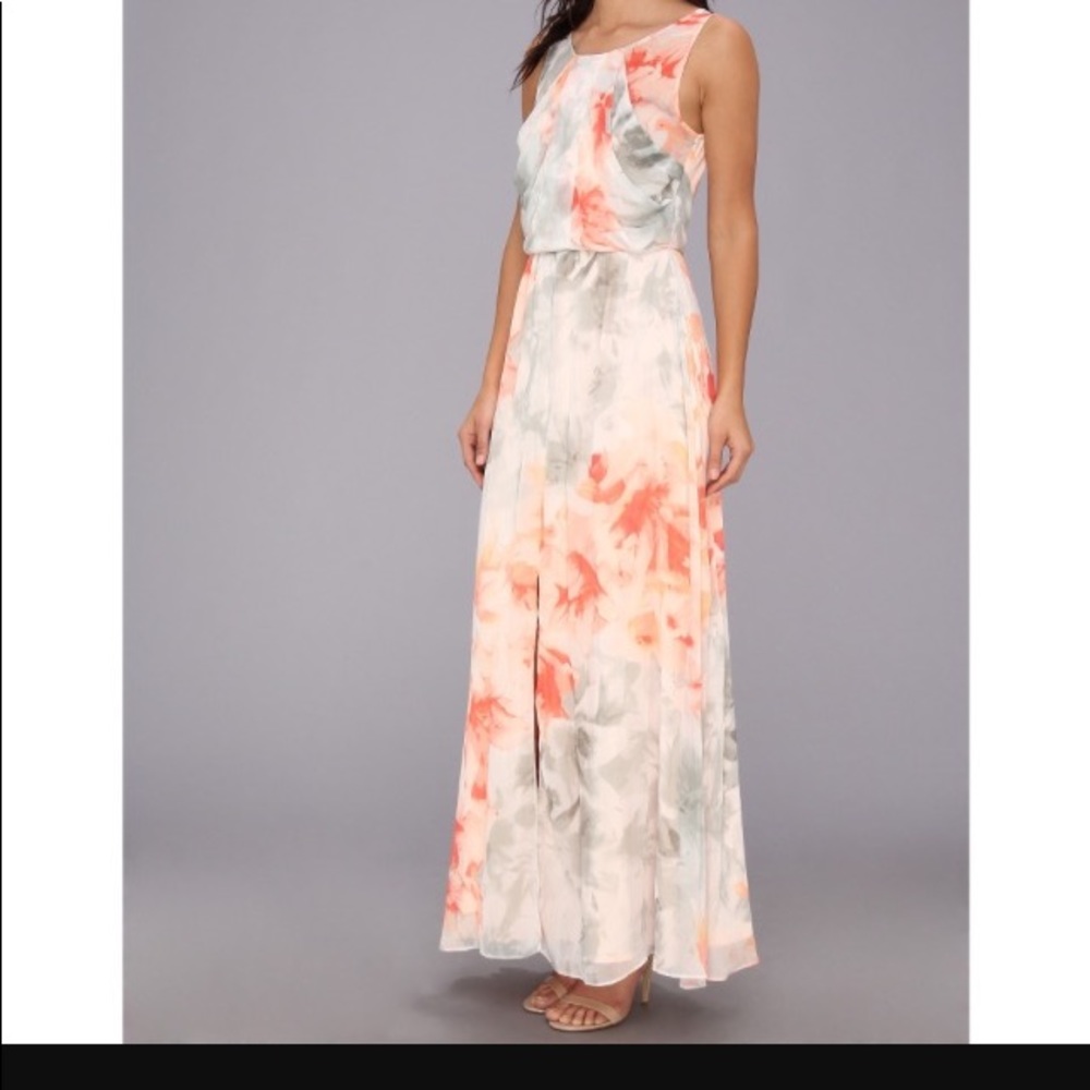 Vince Camuto chiffon long floral formal dress