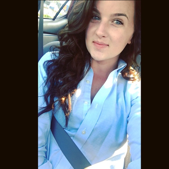 Meet your Posher, Helene - Picture 1 of 1