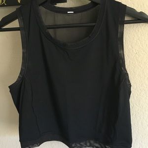 Lululemon: Crop Top, Black Size 8