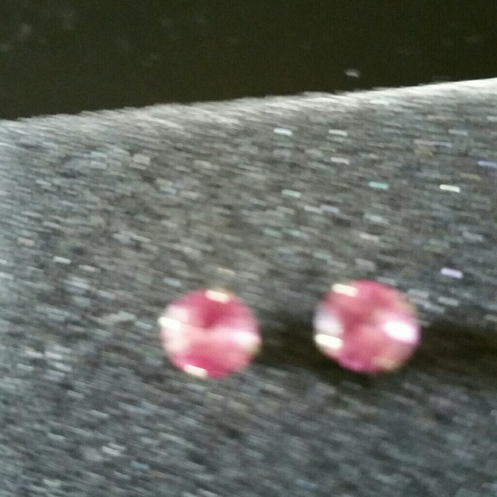 Earring studs