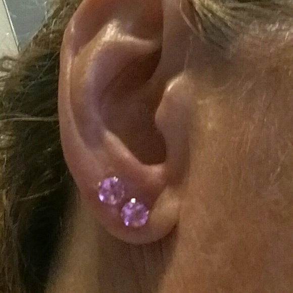 Earring studs - Picture 2 of 3