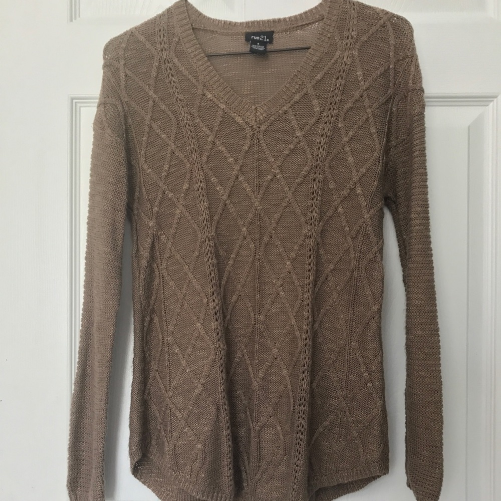 Tan/Brown V-Neck Sweater
