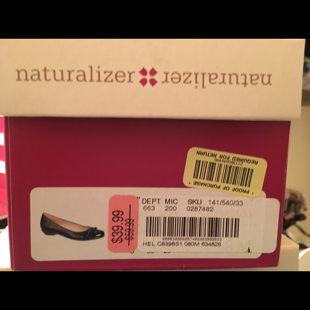 Naturalizer Black Flats