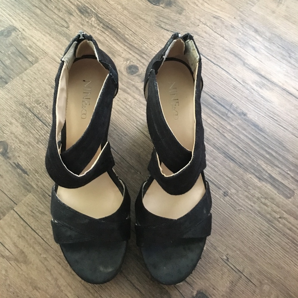 Aztec Wedges - Nine & Co. - Picture 2 of 5
