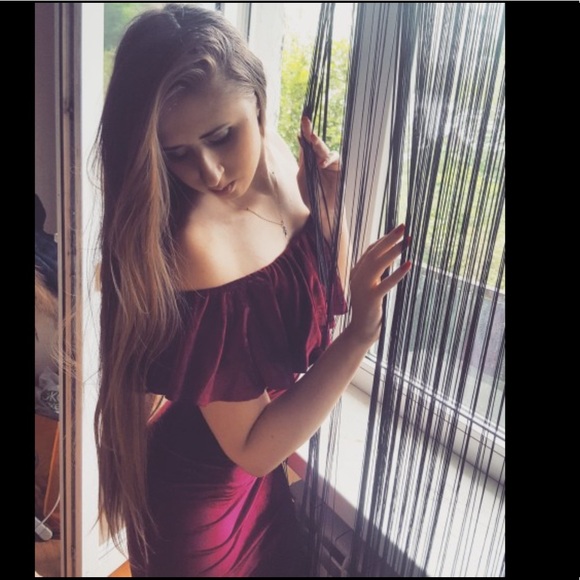 ❤️Shoulder off velvet bodycon sexy dress❤️ - Picture 7 of 8