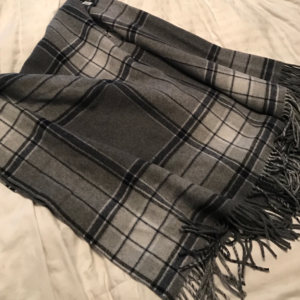 Plaid poncho/shawl