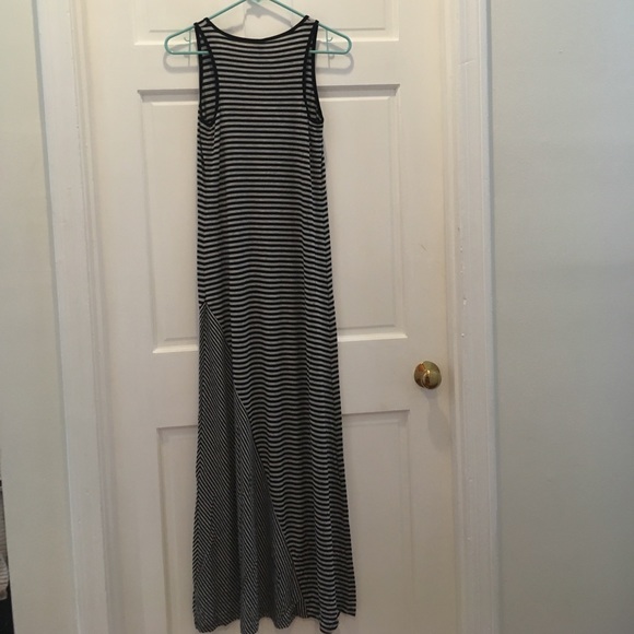 NWT Kensie Striped Maxi Dress - Picture 4 of 6