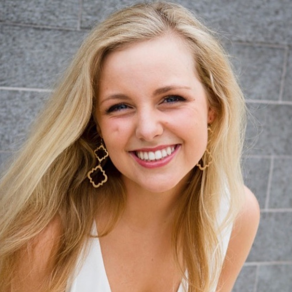 Meet your Posher, Emily