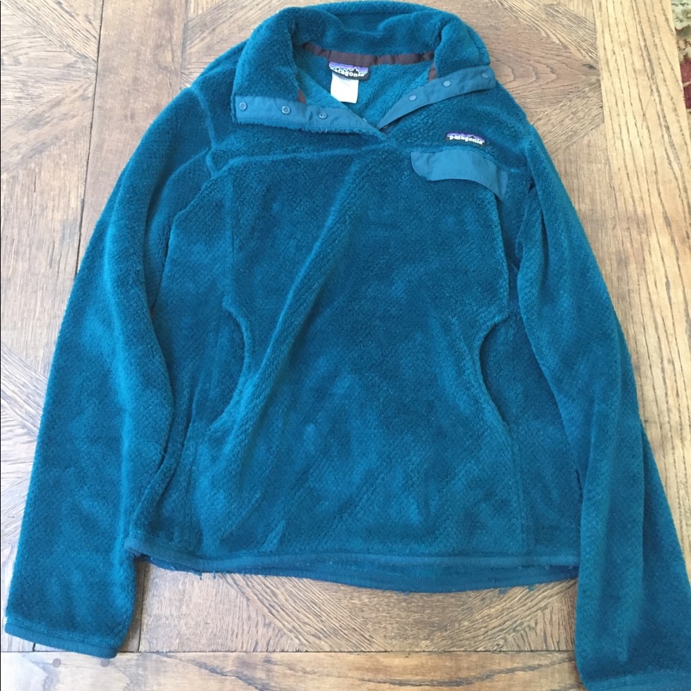 LAST DAY DONATINGPatagonia re-tool snap t in teal.