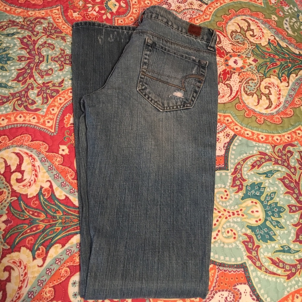 American Eagle Distressed Jeans 0Long