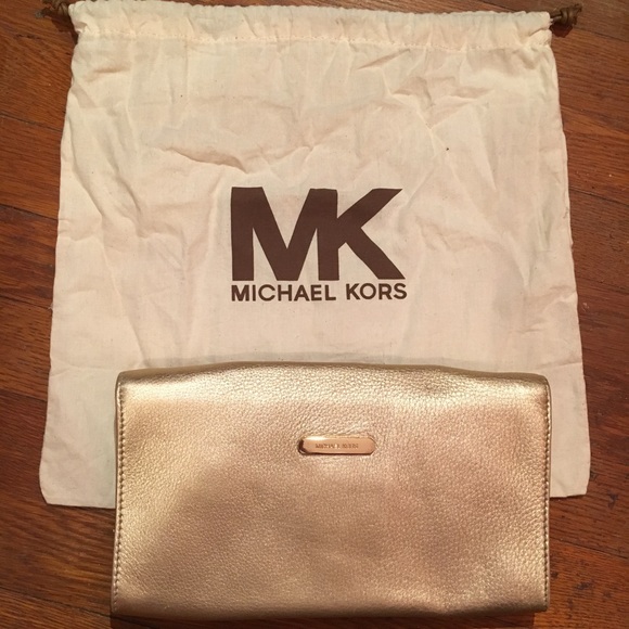 New Authentic Michael Kors Mott Leather Large Clutch  Authentic Michael Kors Oversized Clutch