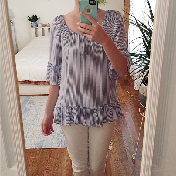 Tops - ✨ BLUE + WHITE STRIPED BLOUSE ✨