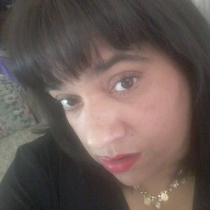 Meet your Posher, Alma