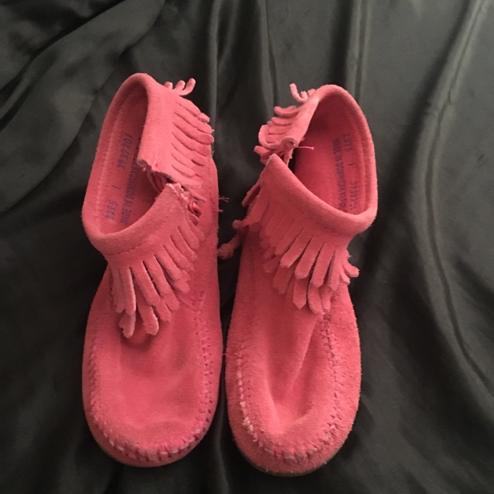 Girls moccasins