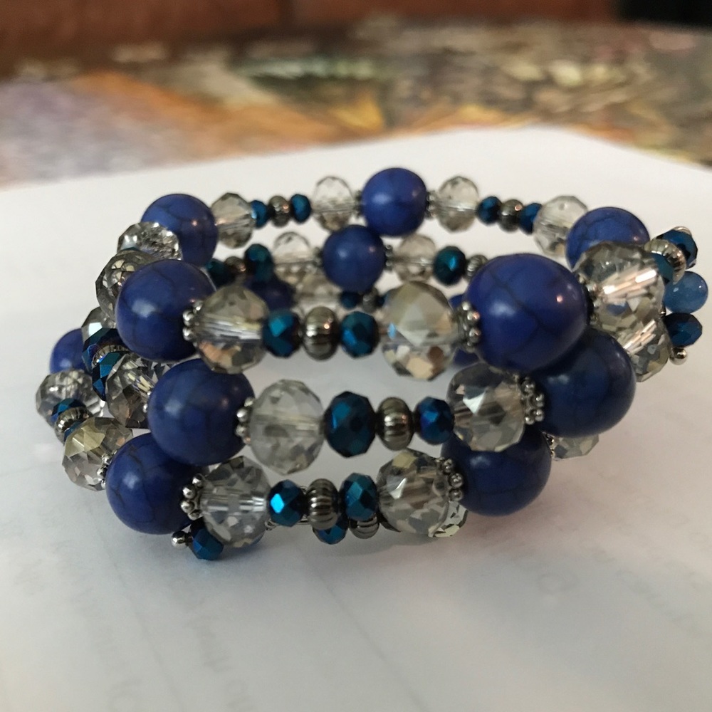 Wrap Bracelet Blue 💙Crystal & Earring Set
