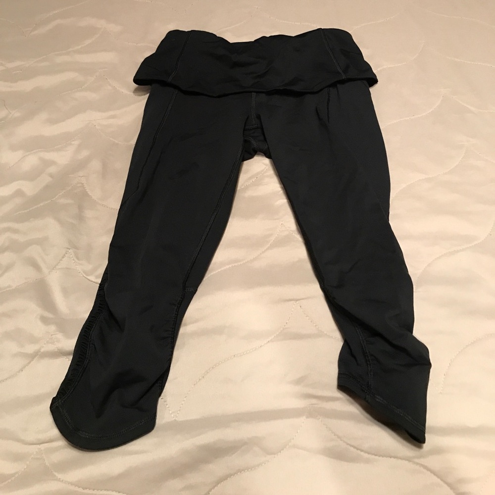 Lululemon active capris