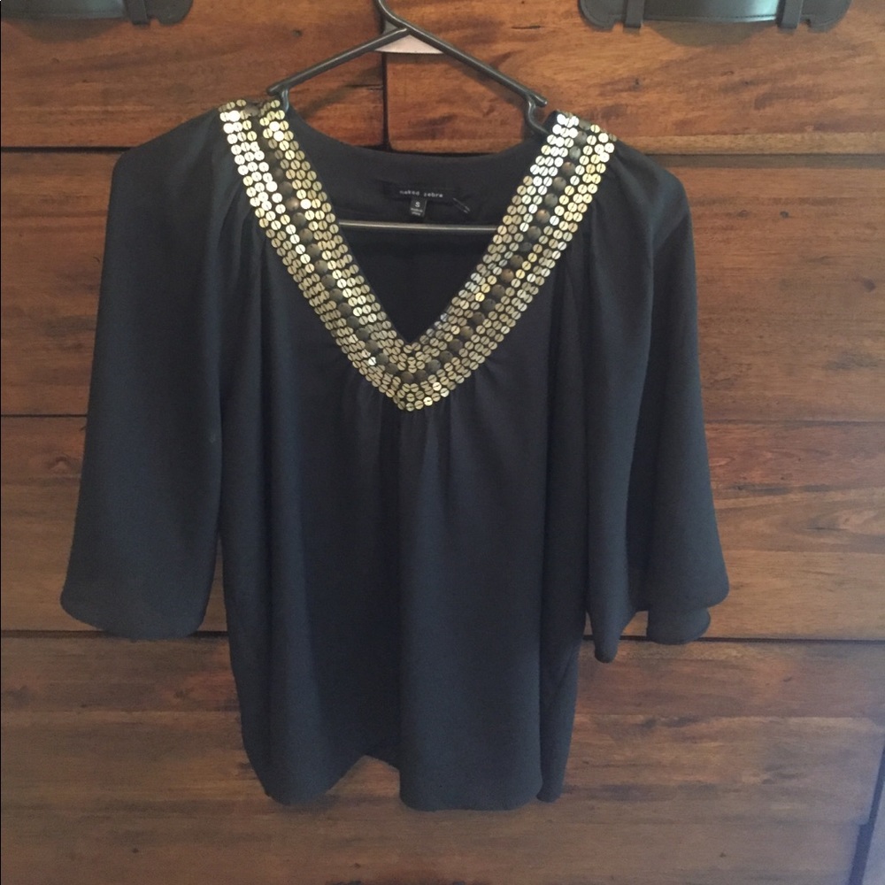 Flowy top with gold sequins