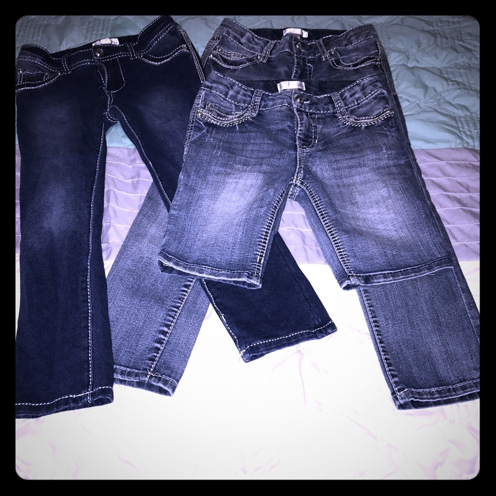 Bundle of target xhilaration girls 7/8 Capri short