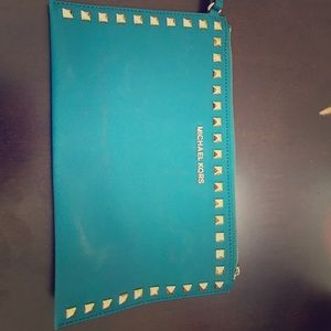 Sea blue clutch