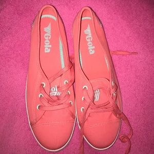 Gola Sneakers never worn❤️