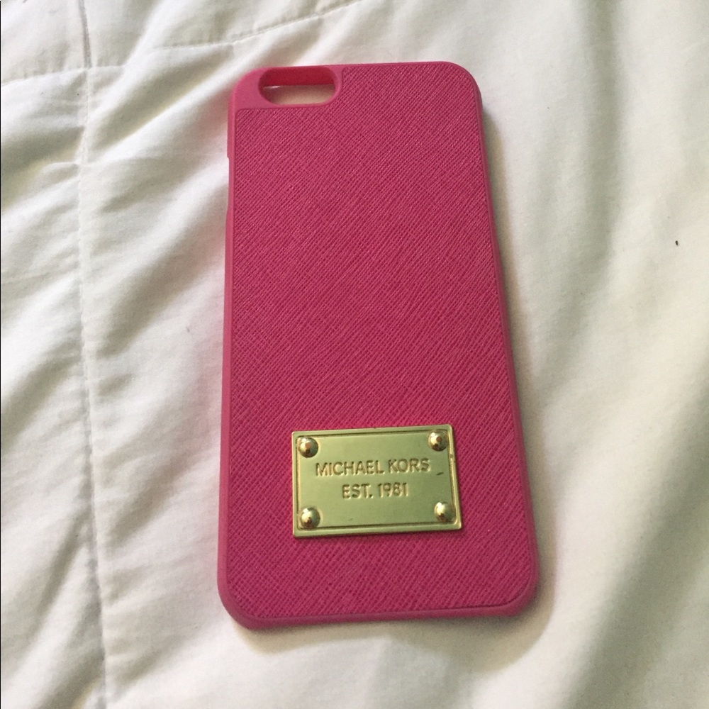 Pink Snap on Micheal Kors iPhone6/6s case
