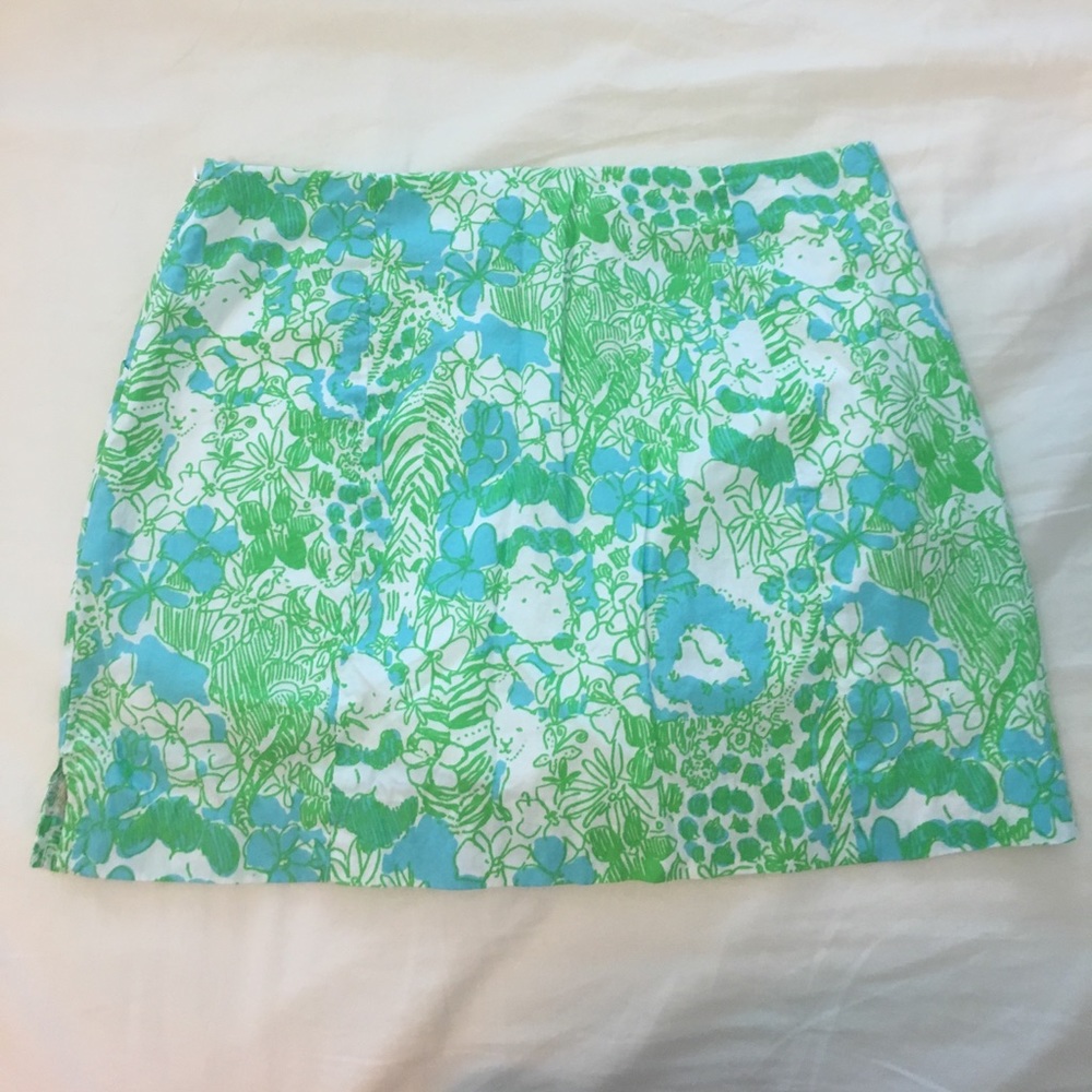 GORGEOUS patterned skirt