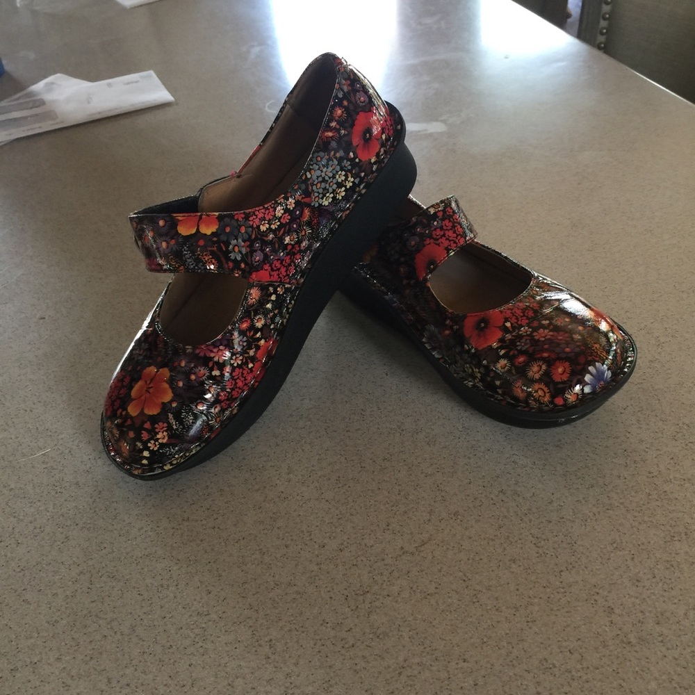 Algeria by pg lite Mary Janes