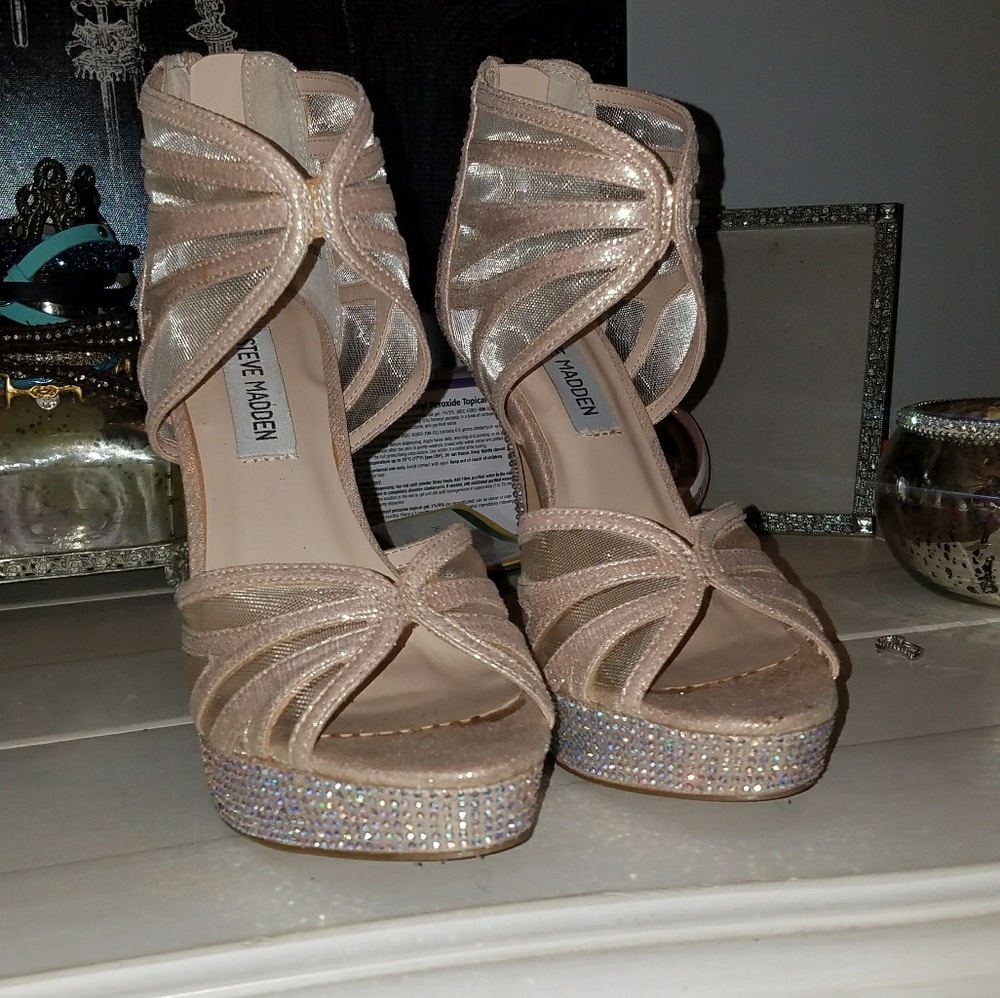 Steve Madden Pumps